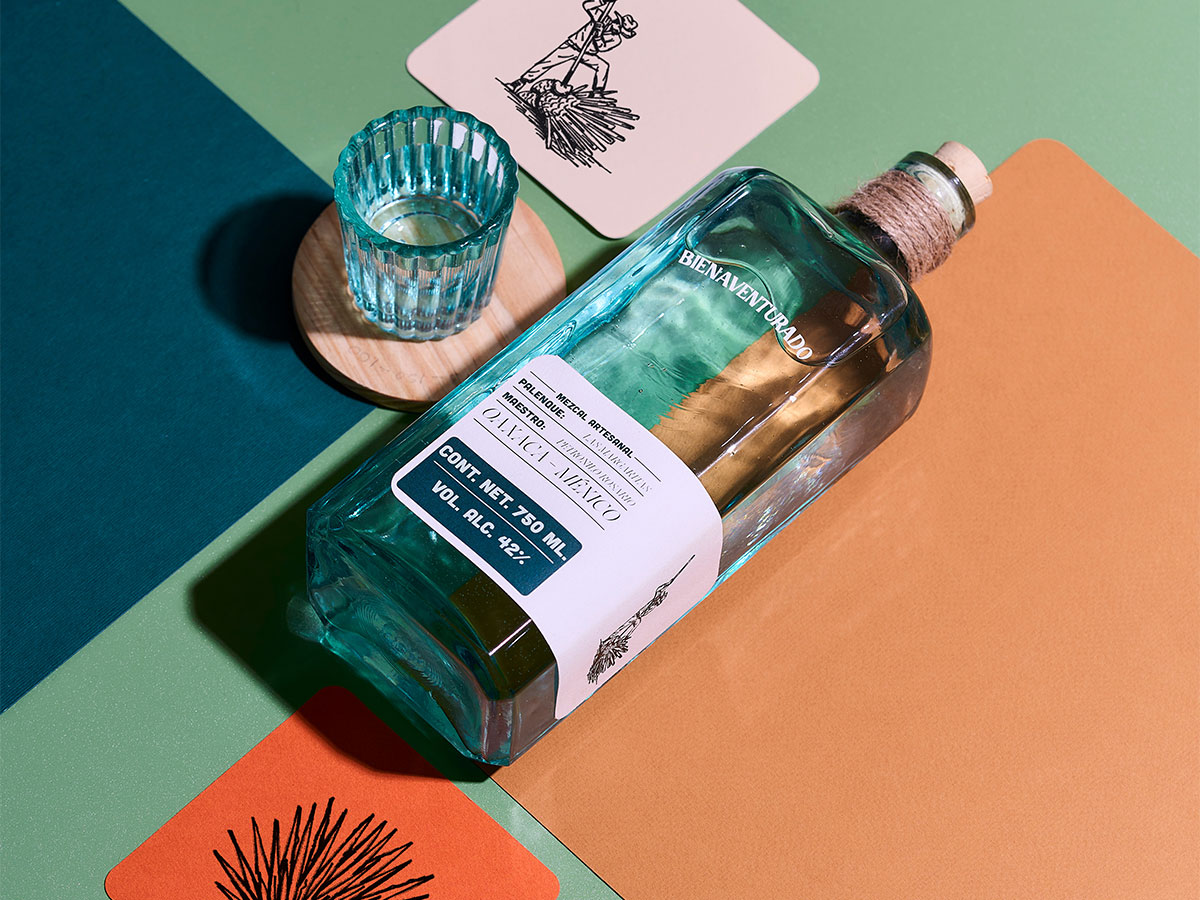 Diseño de etiqueta de Mezcal Bienaventurado
